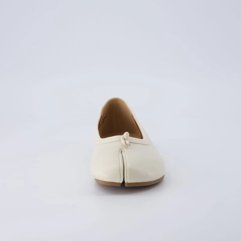 Maki Split-toe Flats