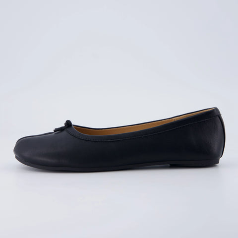 Maki Split-toe Flats