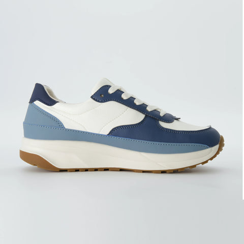 Score Lace-up Sneaker