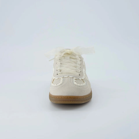 Belinda-K Lace Sneaker