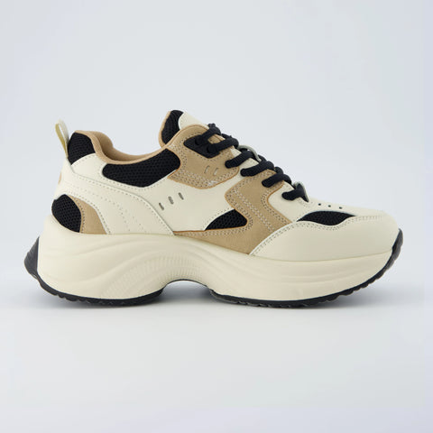 Strike Chunky Sneaker