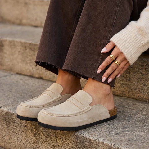 Fondu Leather Clogs