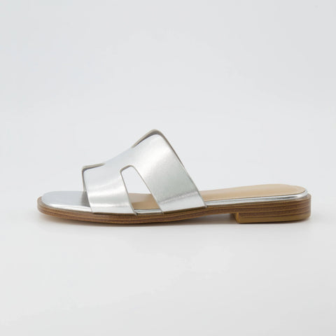Voyage Cutout Strap Slides