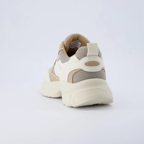 Strike Chunky Sneaker