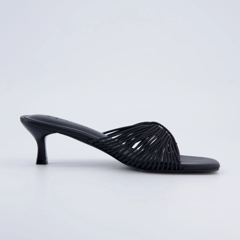 Quiz Kitten Heels