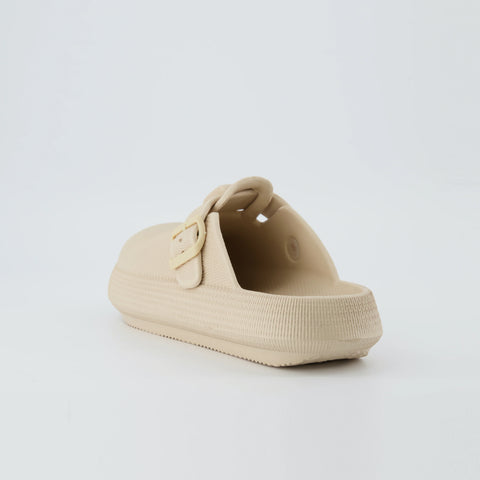 Fable Cloud Clog