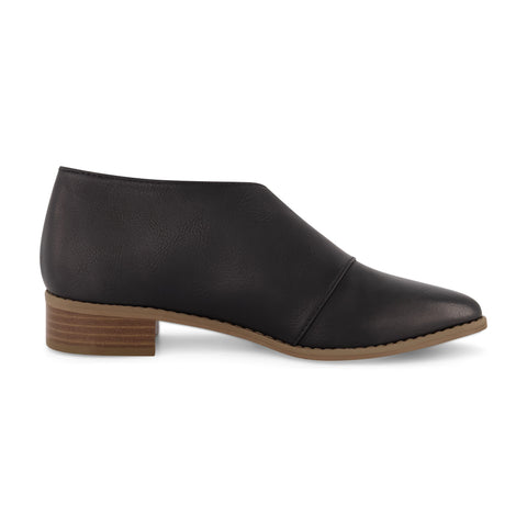 Puck Casual Cut Out Flat