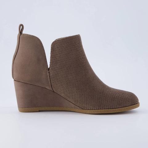 Tito Wedge Bootie